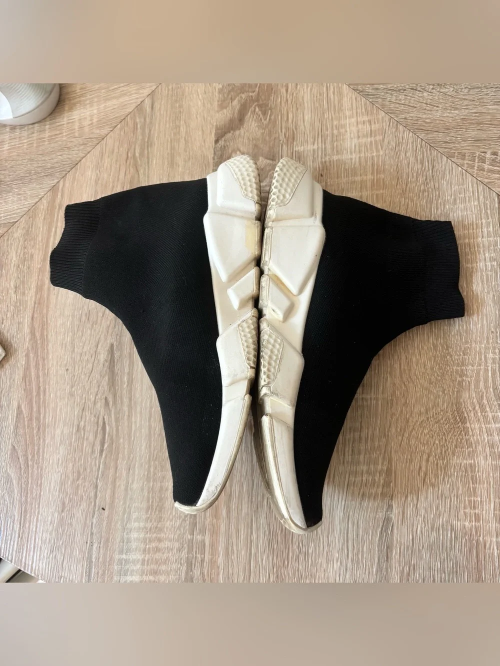Balenciaga Speed Trainer Sneakers Black/White Size 8.5 Excellent Condition